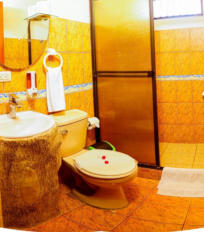 Cabinas Colibri *