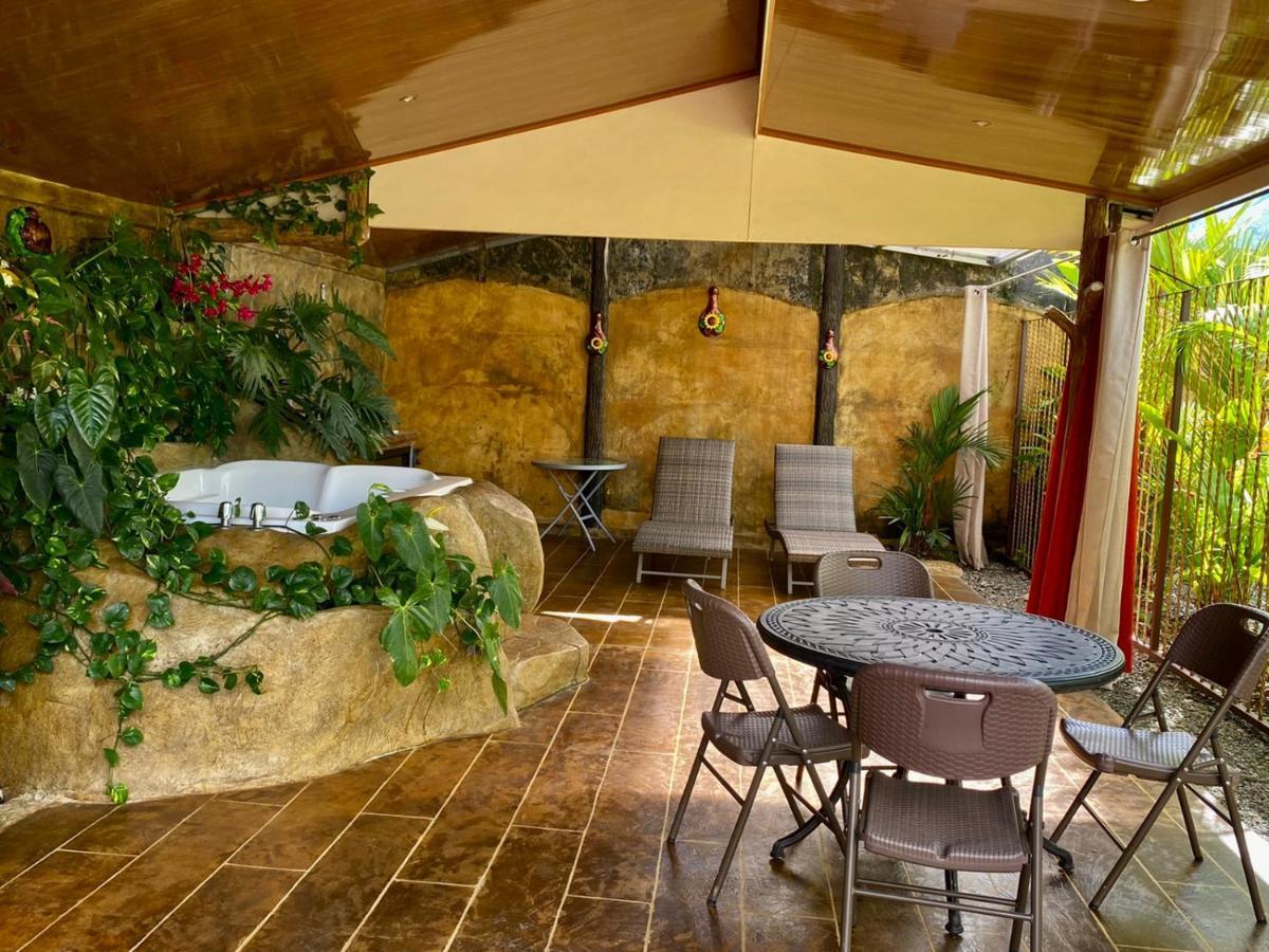 Apartment Cabinas Colibri